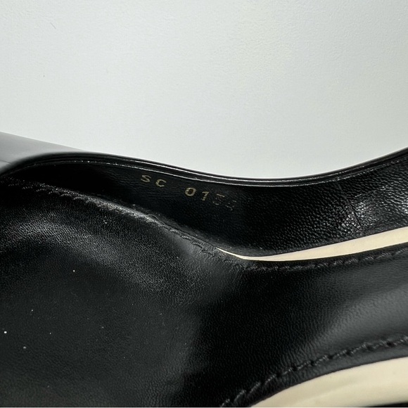 Louis Vuitton Black Smooth Leather Heeled Pumps - Picture 7 of 11